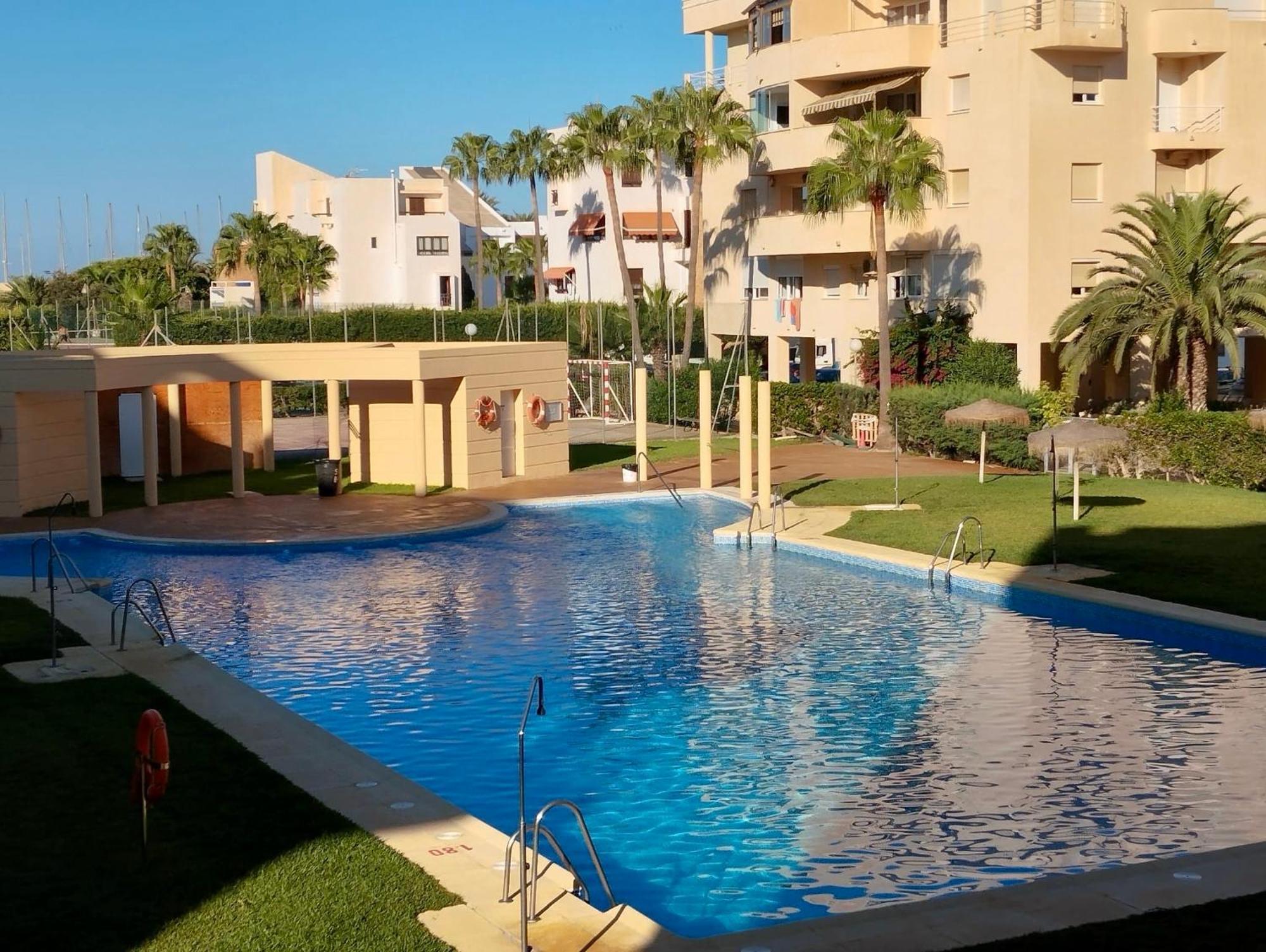 Primera Linea De Playa De Martina Almerimar Ngoại thất bức ảnh